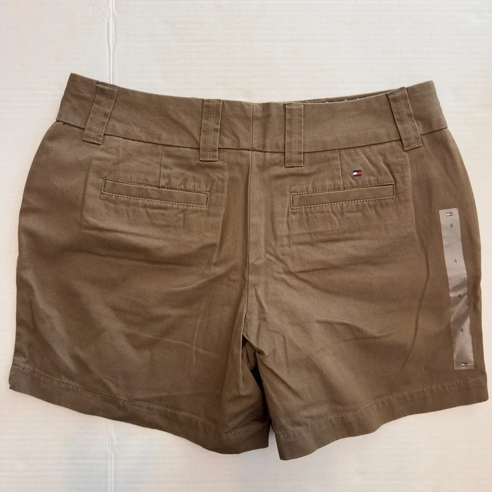 Tommy Hilfiger Womens Khaki Chino Shorts Brown Cotton Twill Size 4 NWT M30617668